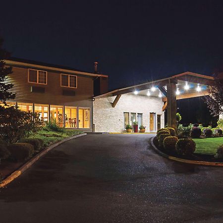 La Quinta By Wyndham Woodburn Hotel Bagian luar foto